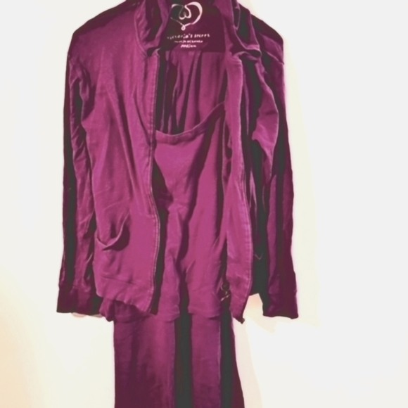 Victoria's Secret 3 Piece Pajamas, Weekend Wear - Picture 1 of 10